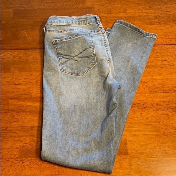 Aeropostale skinny jeans light denim size 8 - Picture 1 of 6